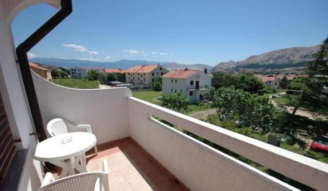 Mirjana F Apartaments Baška Buitenkant foto