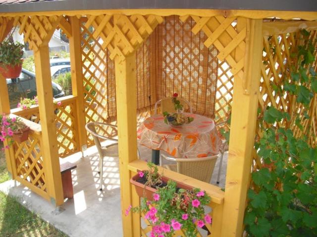 Mirjana F Apartaments Baška Buitenkant foto
