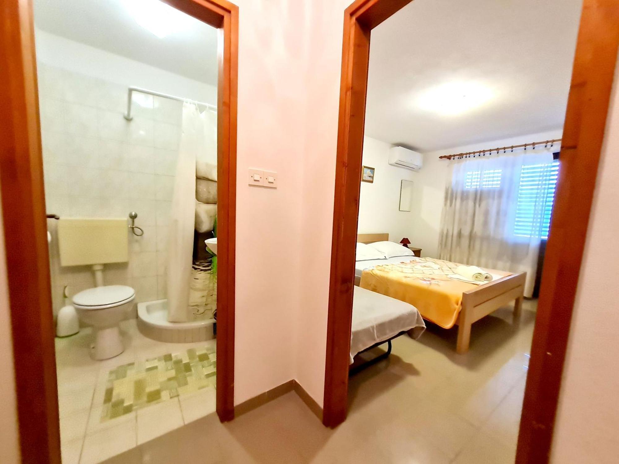 Mirjana F Apartaments Baška Kamer foto