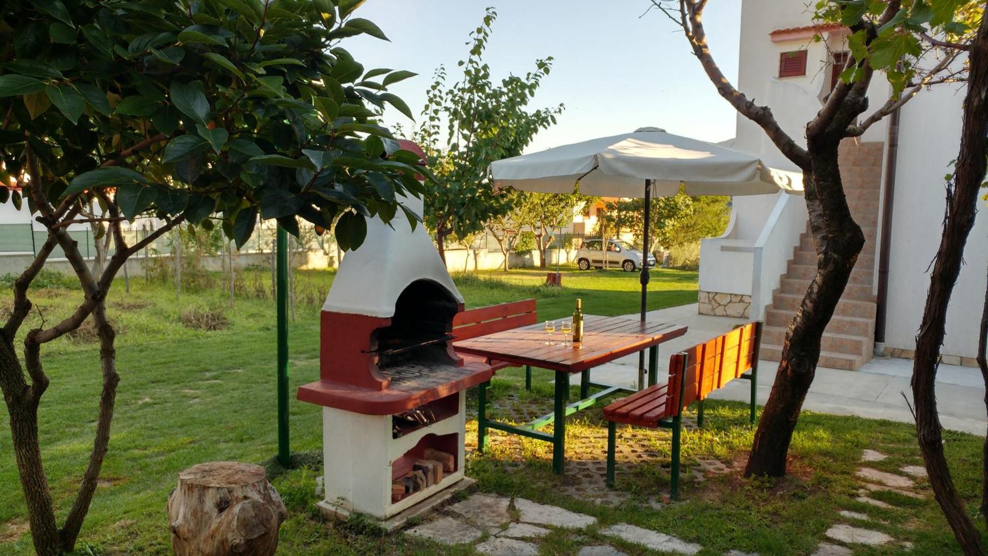 Mirjana F Apartaments Baška Buitenkant foto